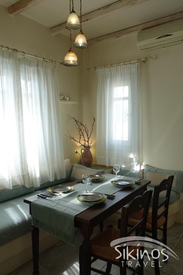 Traditional Apartment In Kastro Σίκινος Εξωτερικό φωτογραφία